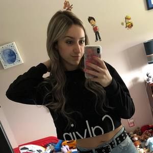 Meet your Posher, Hannah